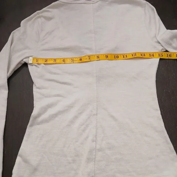 Ribbed Henley Thermal Long Sleeved Top Ivory Size:XS Women's Universal Threads - Picture 3 of 9
